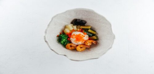 Поке с креветкой и ананасом
