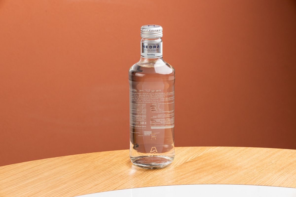 Вода Nedra с газом