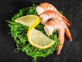 Чука с креветками