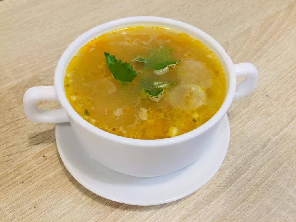 Суп гороховый с копченостями