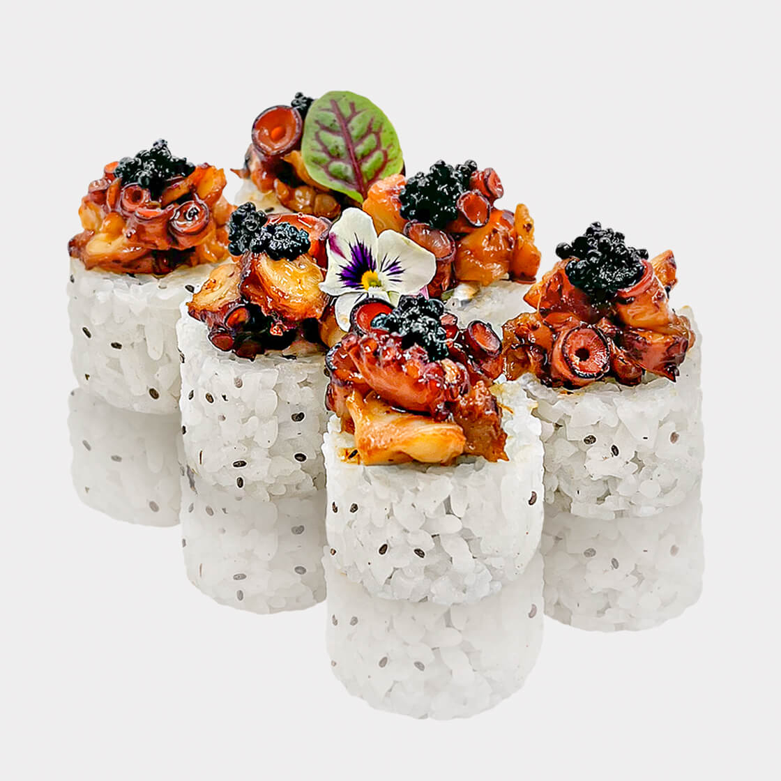 Ролл с копчённым осьминогом