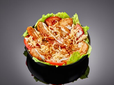 Салат Цезарь с курицей