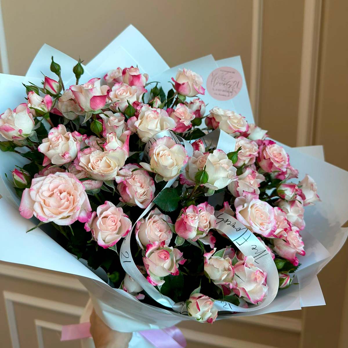 Букет из кустовых роз (предзаказ)