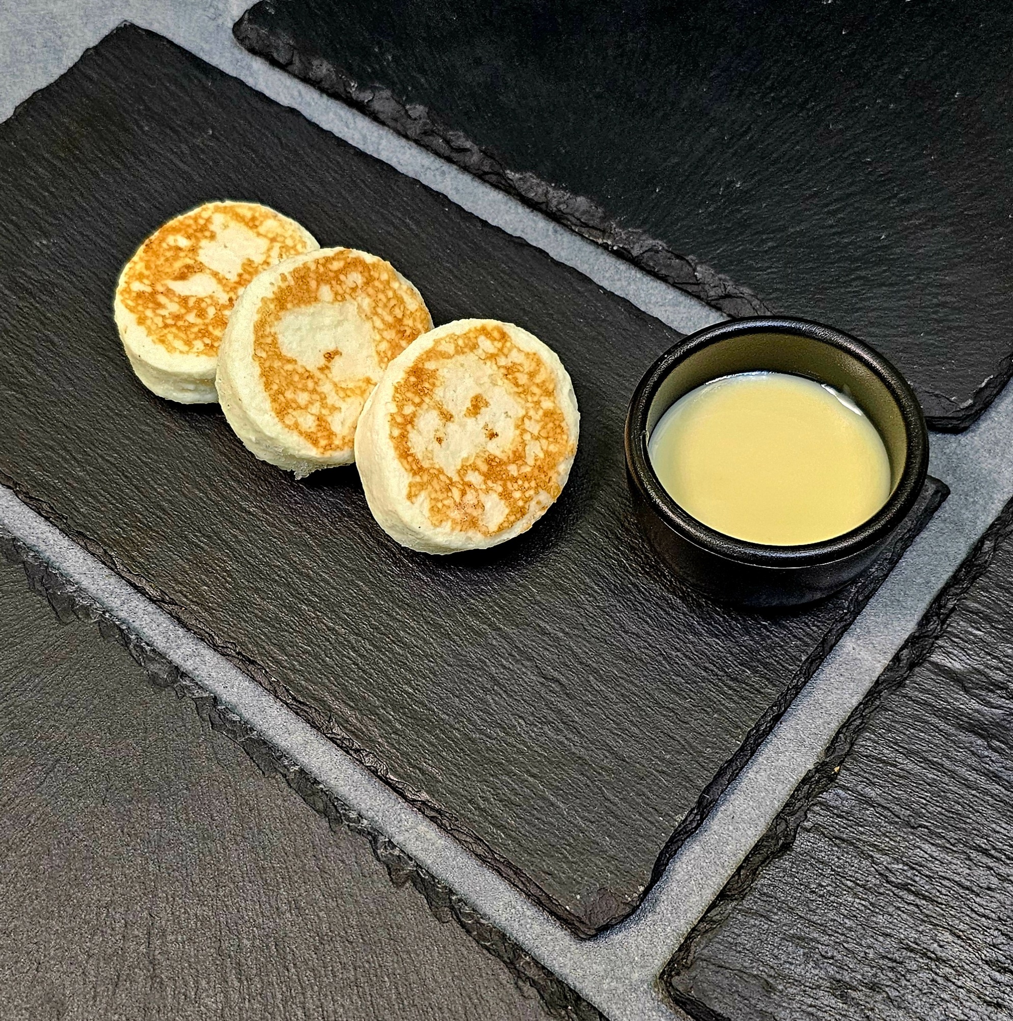Сырники со сгущенкой