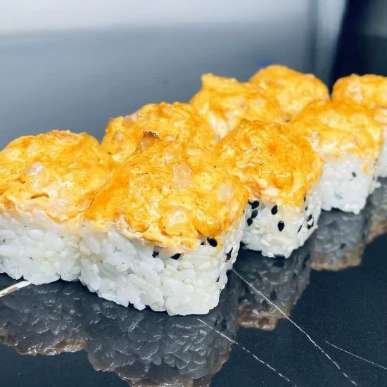 Запеченный спайси лосось