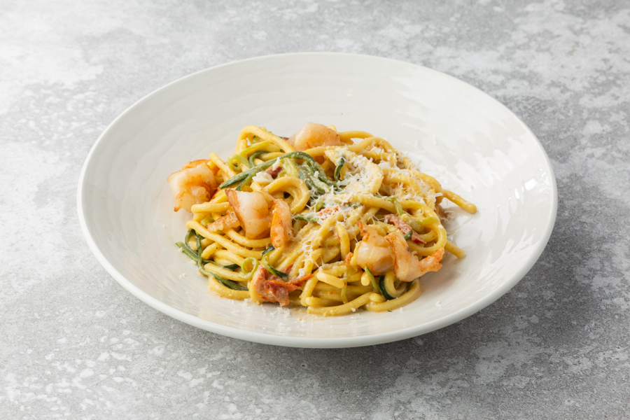 Паста с креветками и цукини