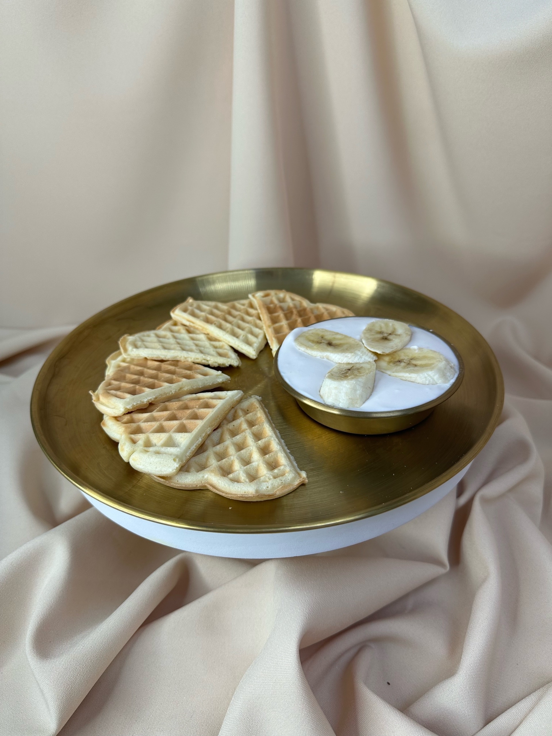 ВАФЛИ С КРЕМОМ И БАНАНОМ