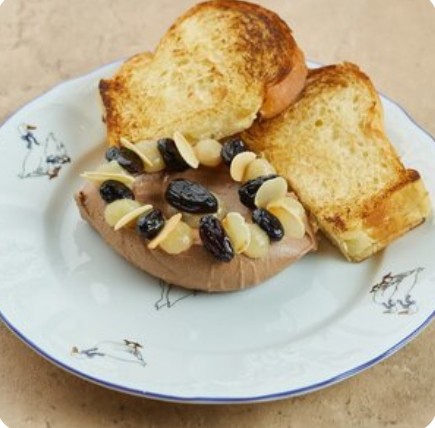 Паштет из куриной печени с гелем из груш