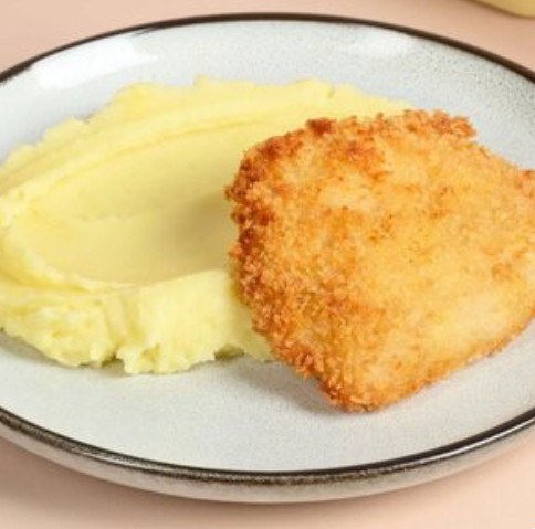 Шницель куриный с картофельным пюре