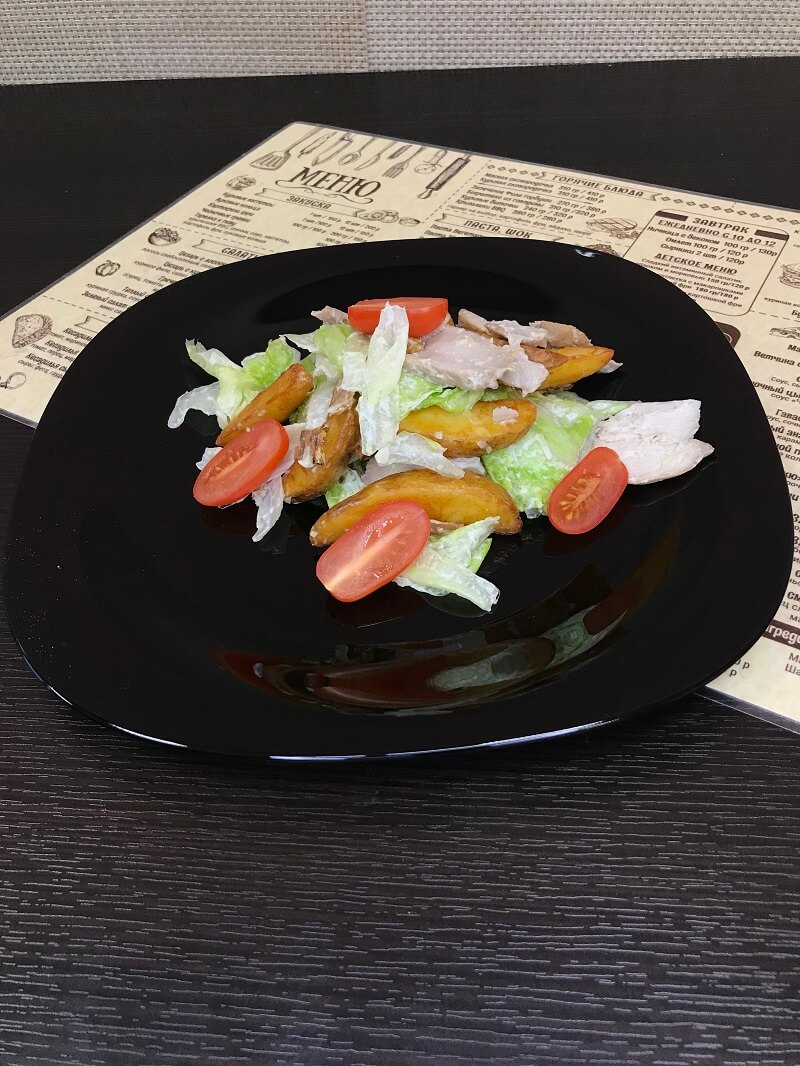 Салат тёплый с цыпленком