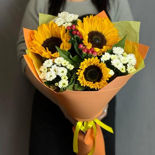 Букет с гелиантусами