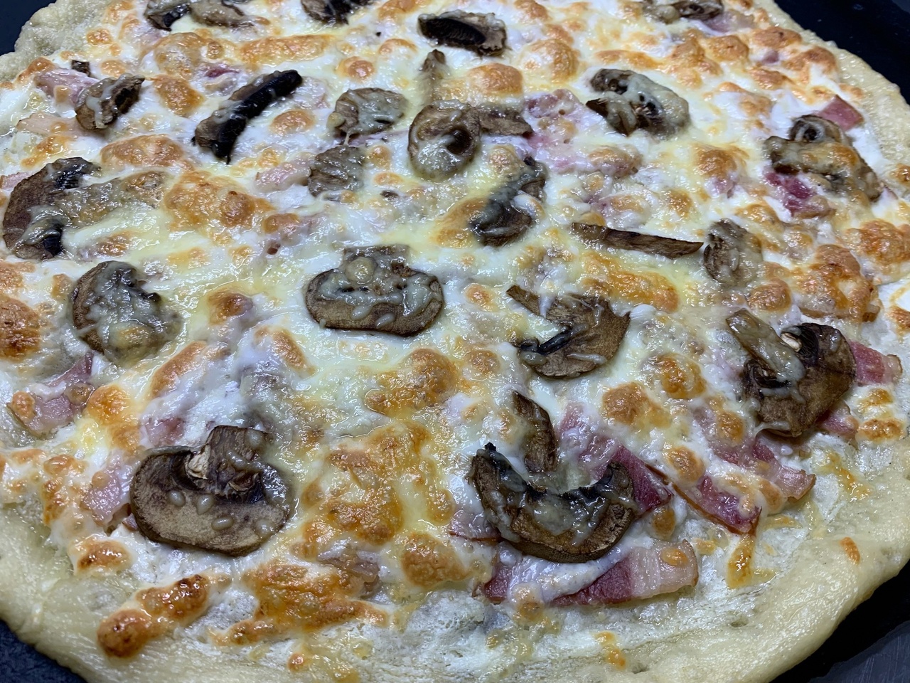 АКЦИЯ! Пицца С Беконом И Шампиньонами