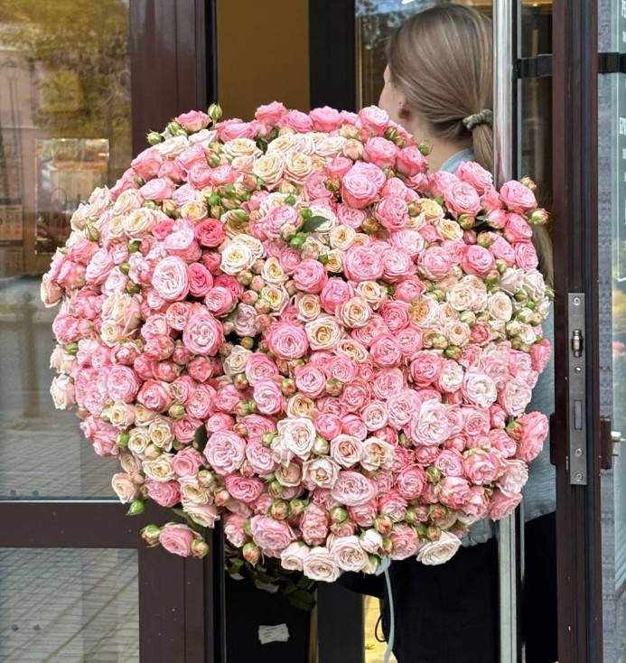 101 кустовая роза