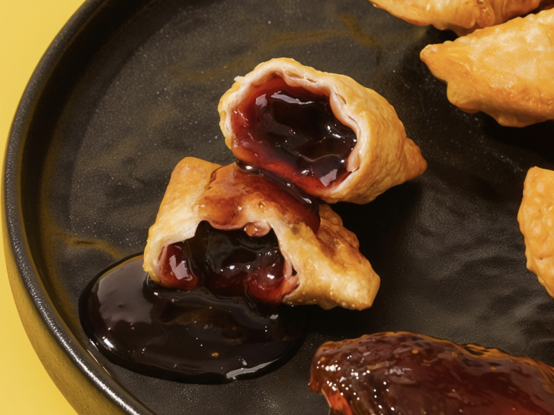 ЧебурекМИ с клубничным джемом