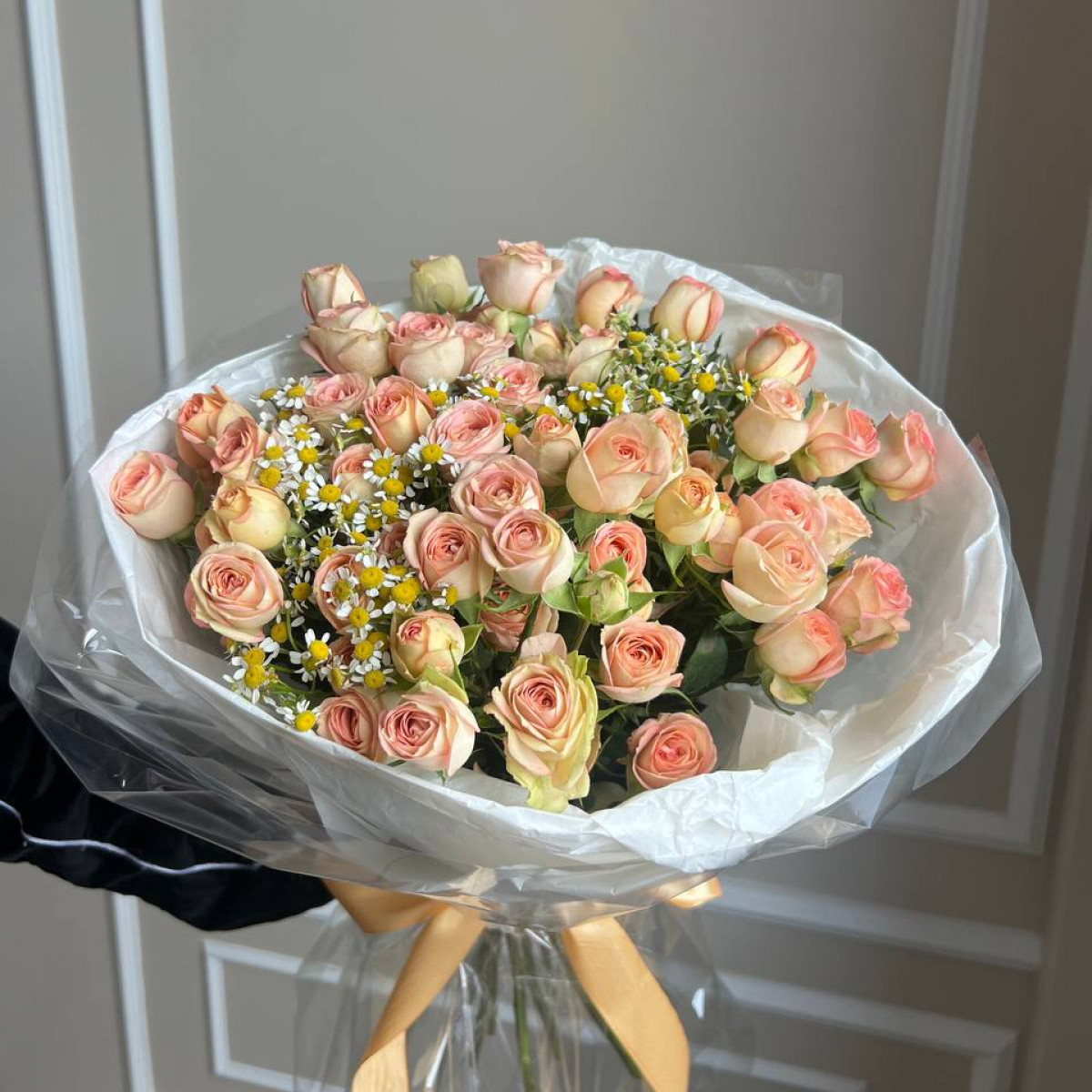 Авторский букет (предзаказ) 379