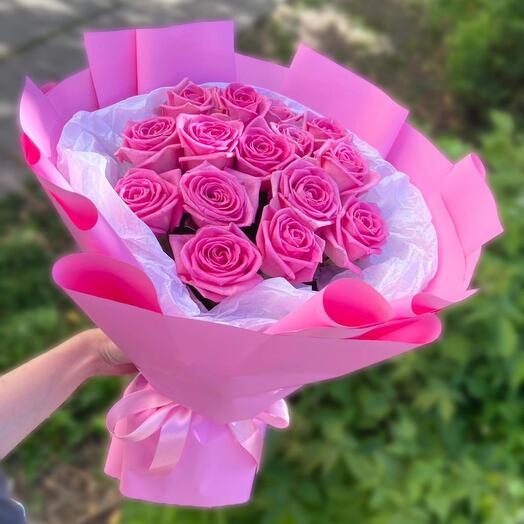 Букет розовых роз