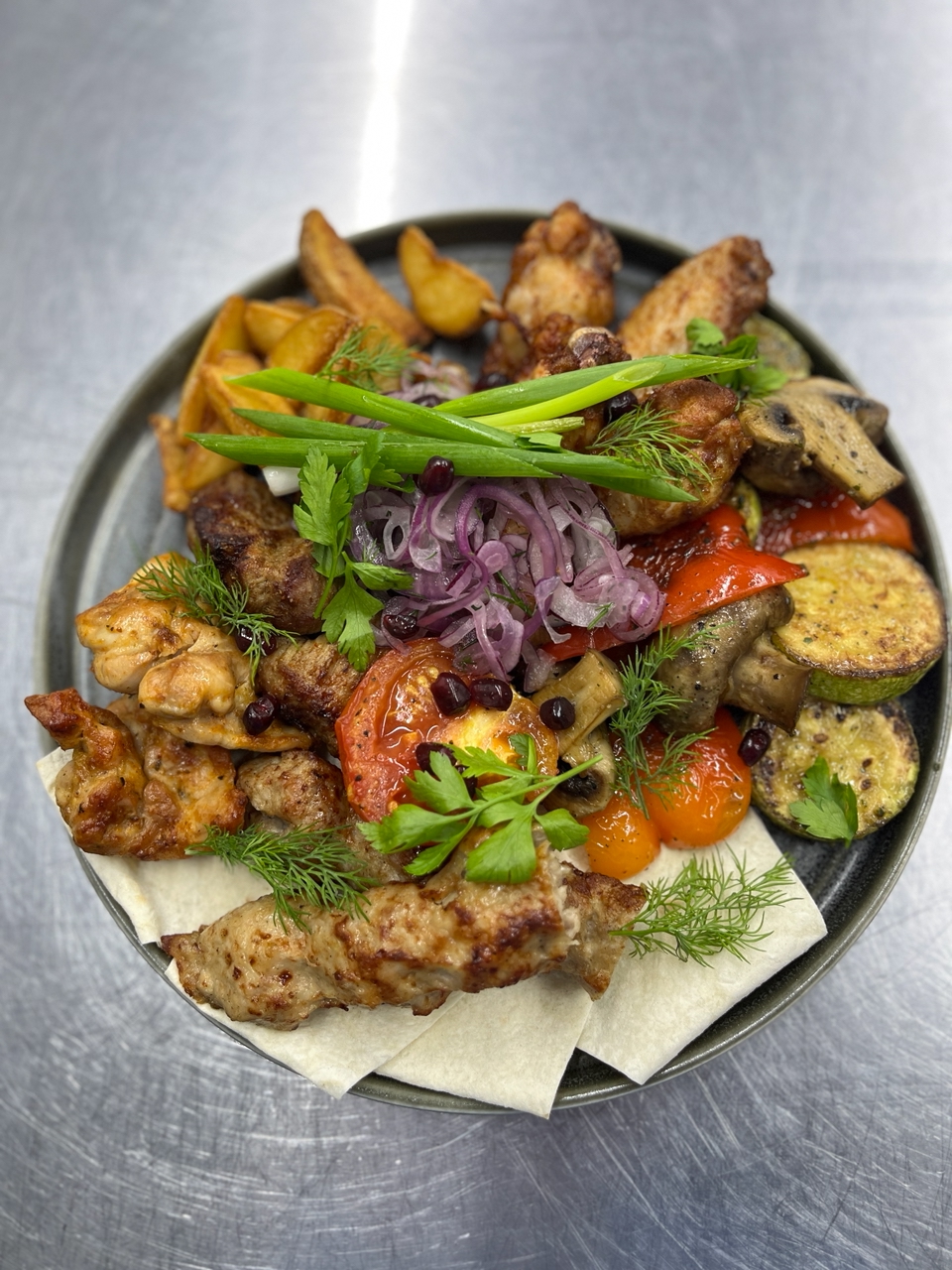 Ассорти мясо овощи гриль
