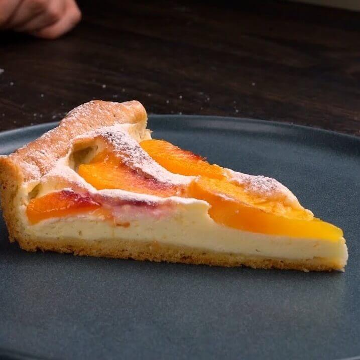 Пирог с творогом и персиком (за сутки)