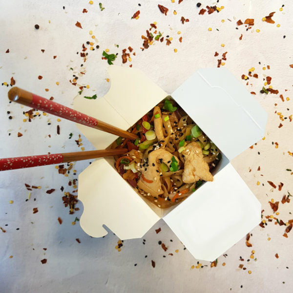 Вок лапша удон с курицей