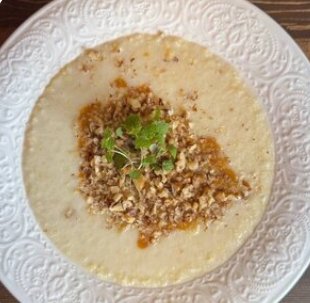 Пшенная каша с медовой тыквой и грецкими орехами