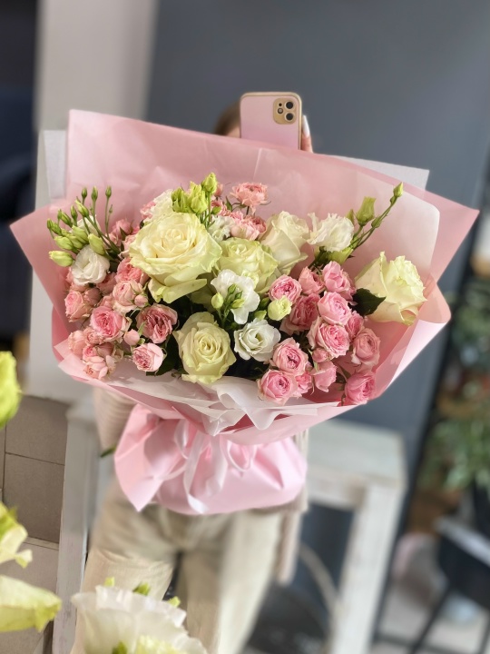 Шикарный букетик с розой