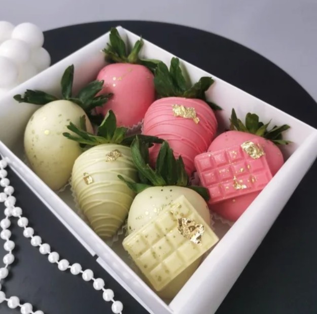 Набор клубники в шоколаде Амели 6 шт