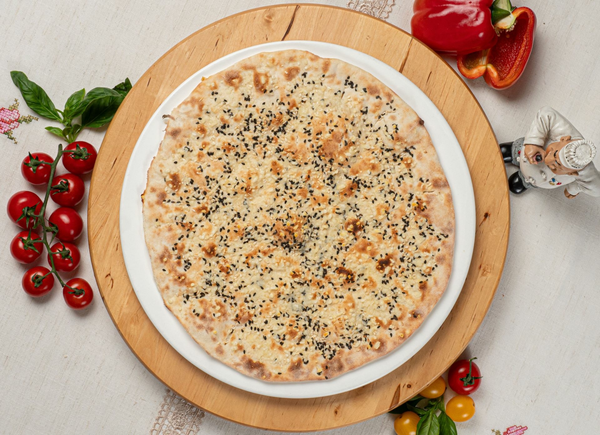 Фокачча с кунжутом