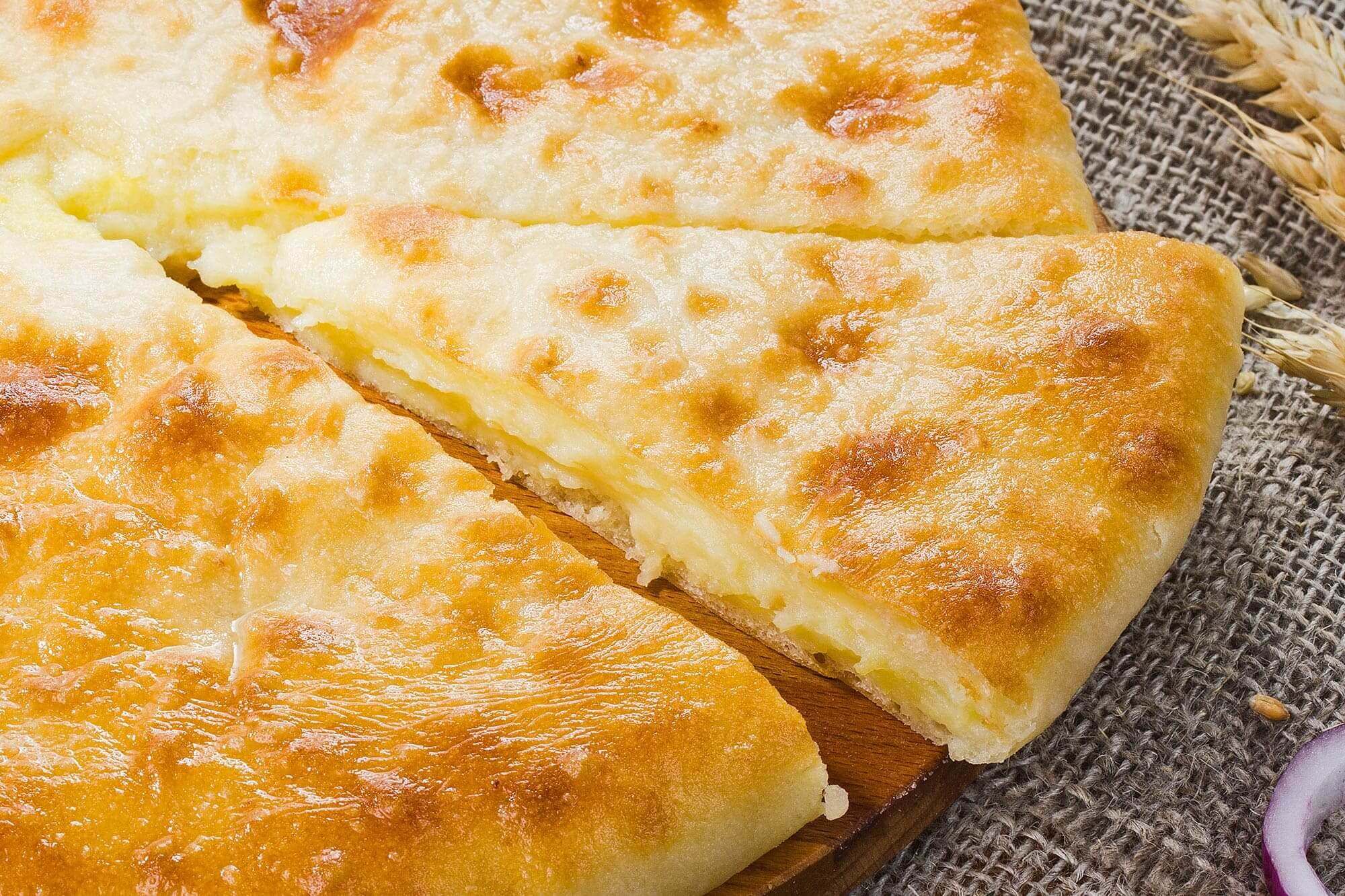 Пирог с сыром и картофелем