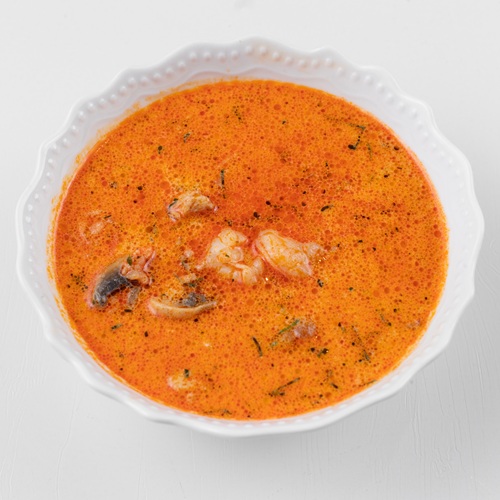 Том ям с курицей и креветками 