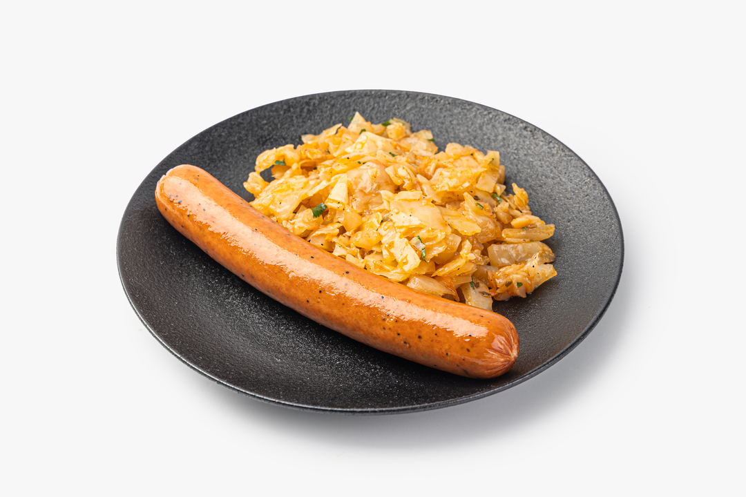 Капуста тушёная с сосиской с сыром