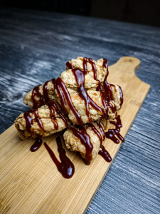 Куриные стрипсы под соусом "BBQ" 9 шт