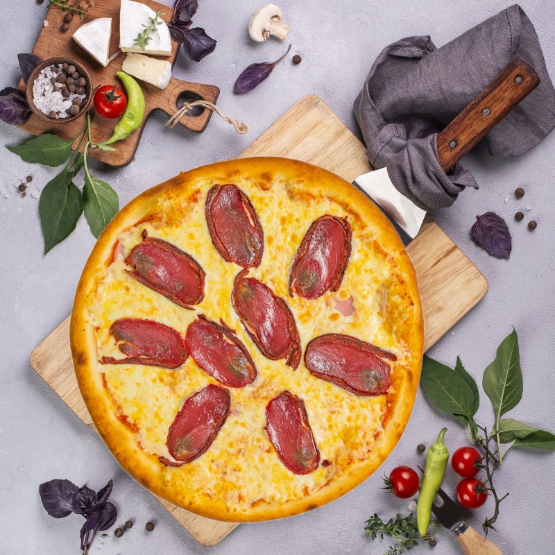 С бастурмой 33 см