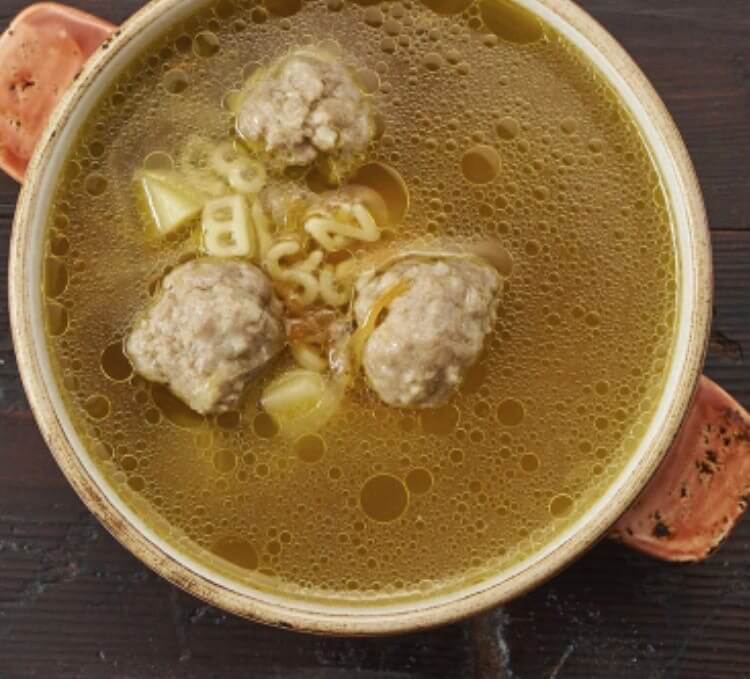 Куриный суп с фрикадельками