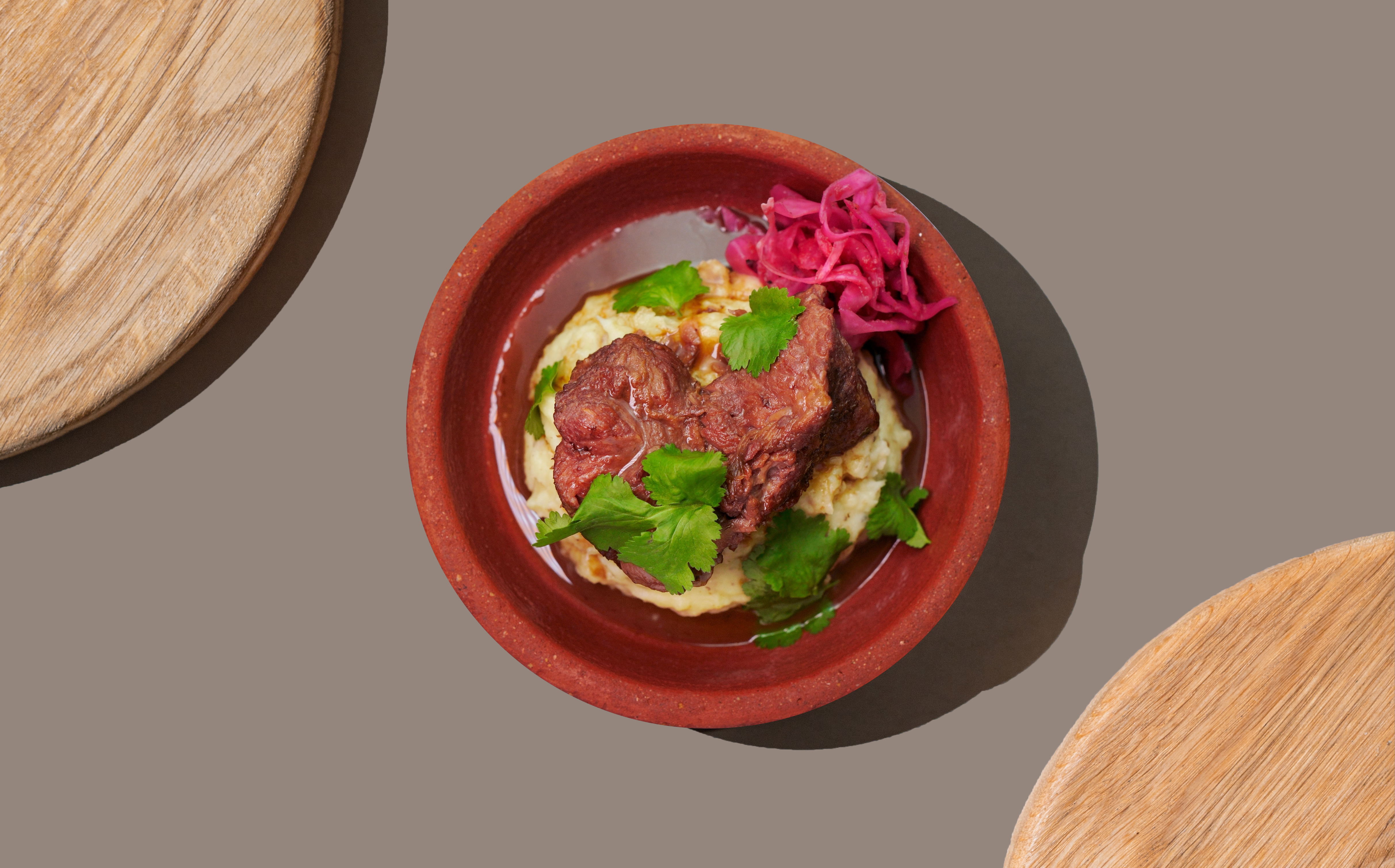 Телячьи щечки с трюфельным пюре