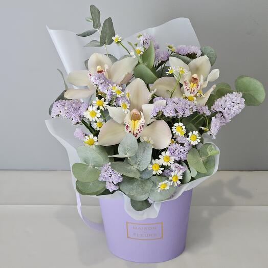 Цветы в коробке