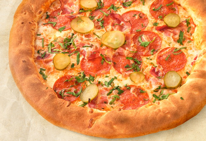 Бекон-бум с сырным бортом