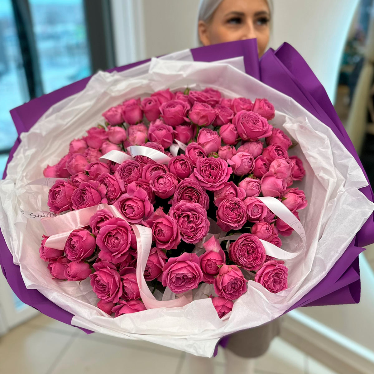 Пионовидные розы (предзаказ)