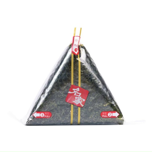 Онигири с крабом