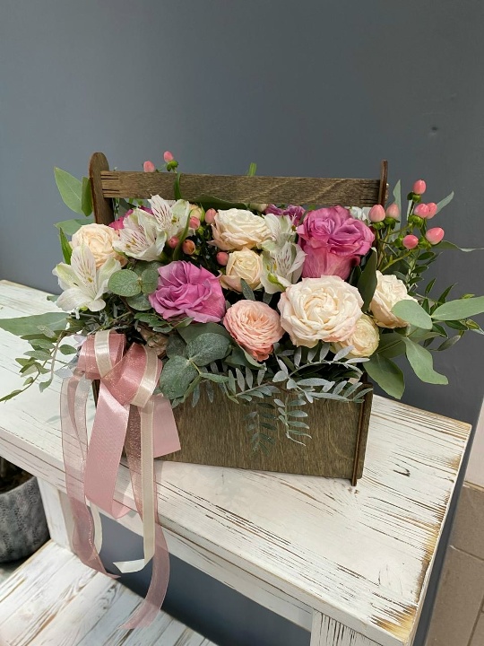 Нежная композиция в ящичке