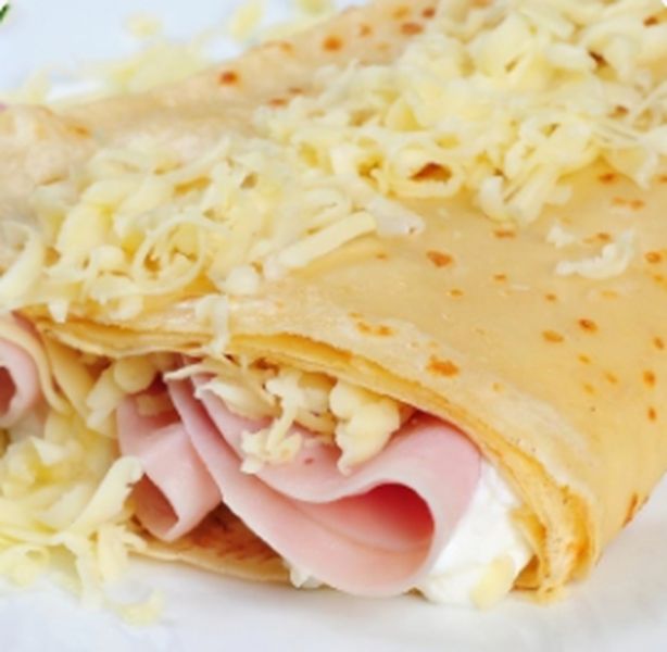 Блин с ветчиной и сыром