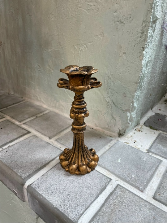 Подсвечник