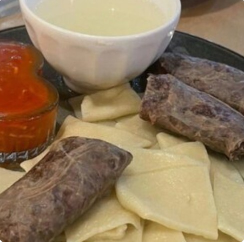 Хинкал тонкий с колбасой