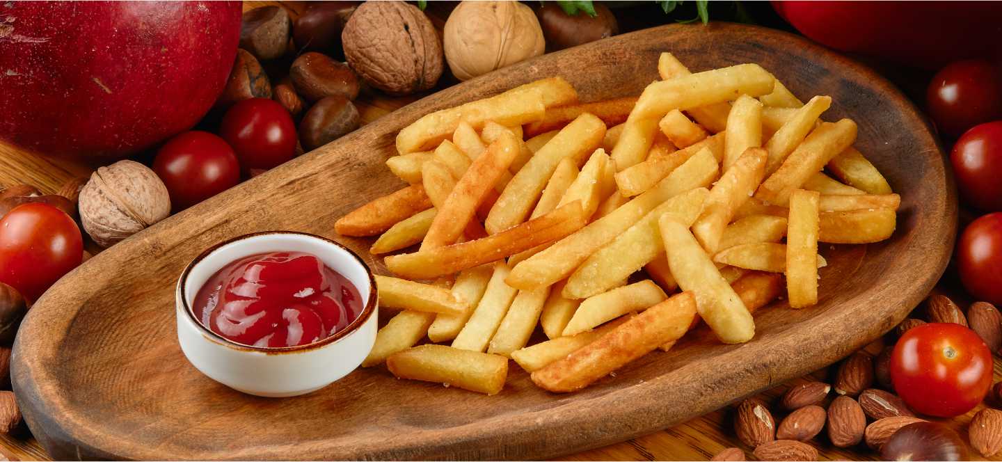 Картофель фри с кетчупом