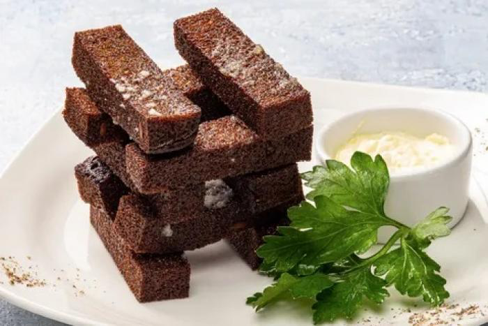 Гренки чесночные