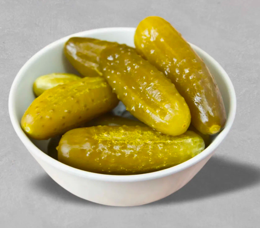 Квашеные огурчики.