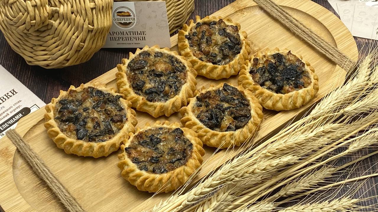 ПЕРЕПЕЧКИ С КУРИЦЕЙ И ГРИБАМИ 6 штук