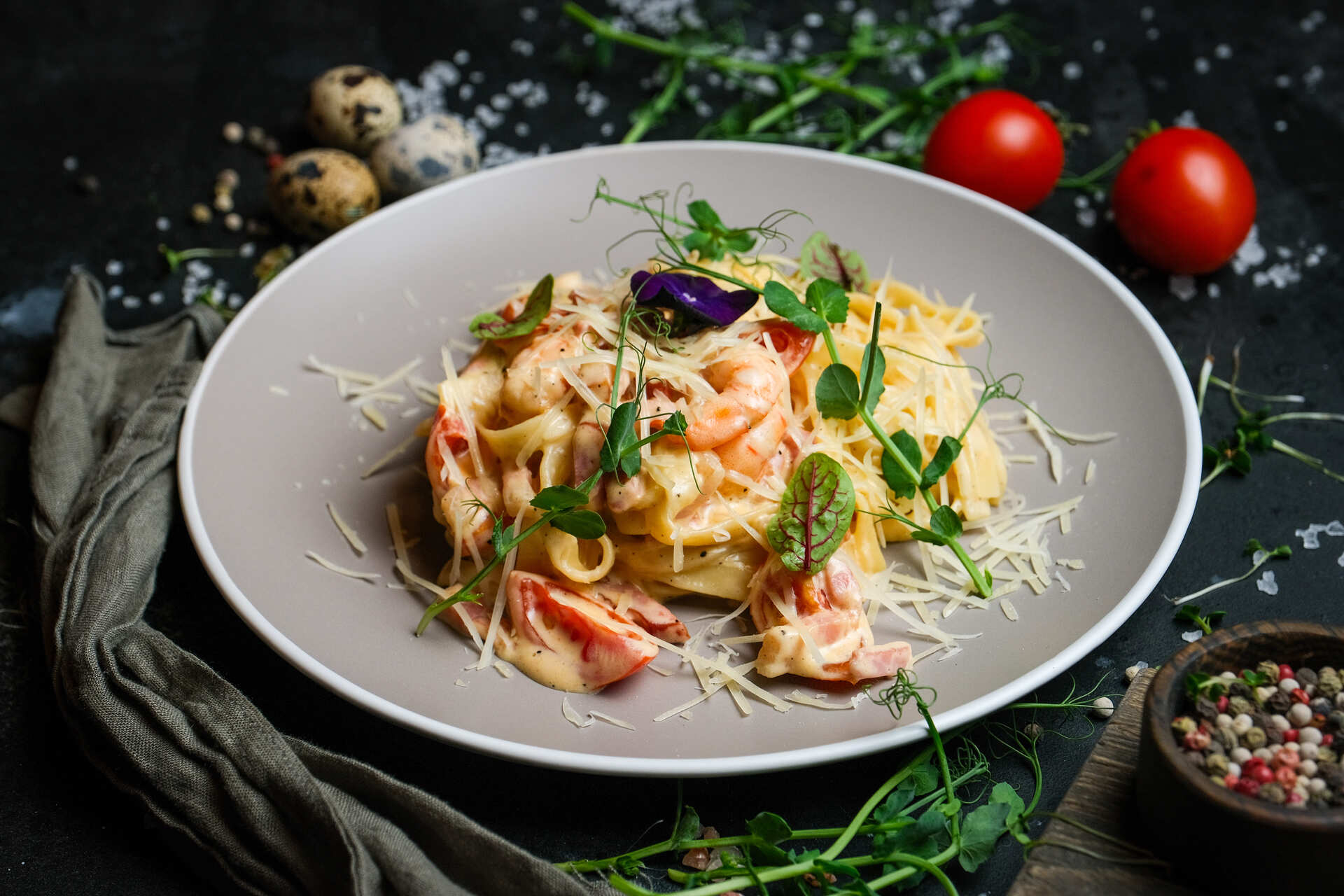 Тяльятелле с креветкой и беконом