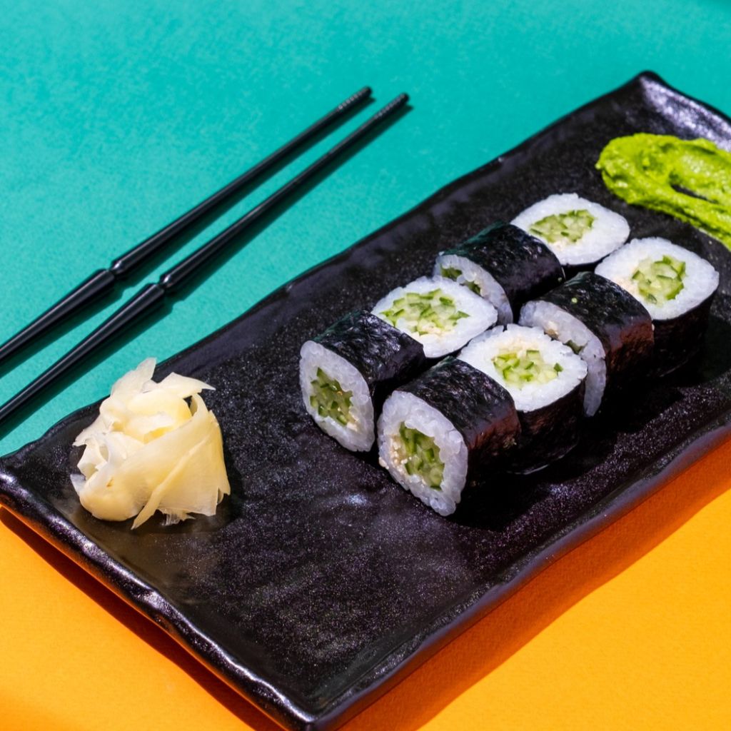 Маки с огурцом