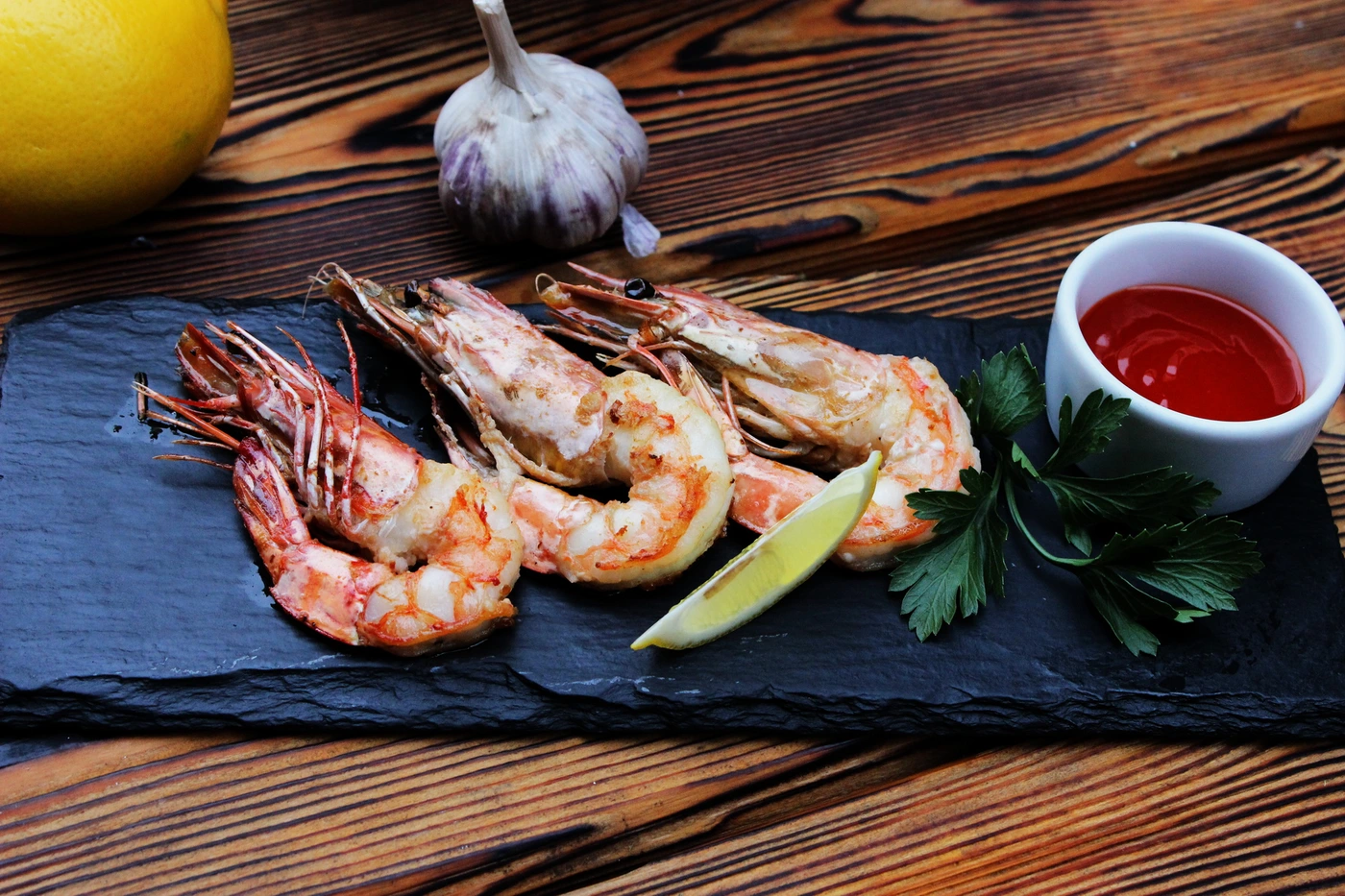 Креветки тигровые с головой