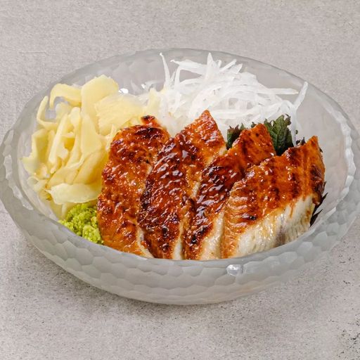 Сашими угорь